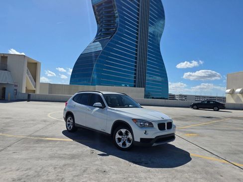 Used 2014 BMW X1 sDrive28i image 13