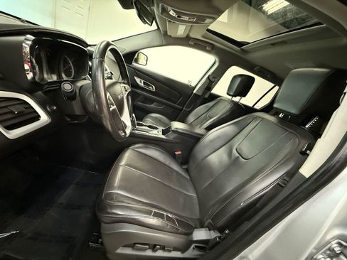 Used 2014 GMC Terrain SLT FWD image 17