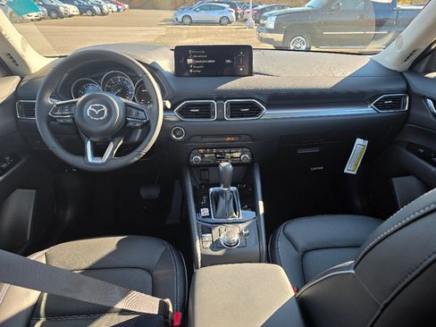 New 2025 MAZDA CX-5 AWD 2.5 S w/ Preferred Package image 2