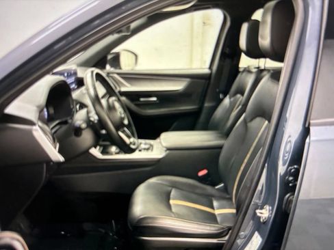 Used 2025 MAZDA CX-70 Plug-In Hybrid w/ Premium Plus AWD/4WD image 3