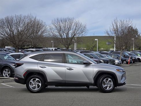 Used 2022 Hyundai Tucson SEL image 3