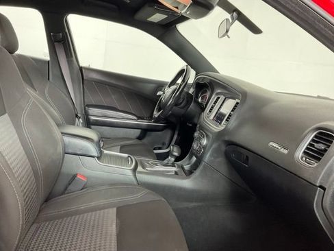 Used 2023 Dodge Charger SXT RWD image 17