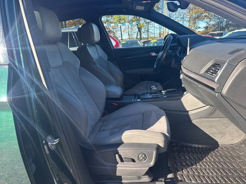 Used 2019 Audi SQ5 Premium Plus w/ Premium Plus Package image 27