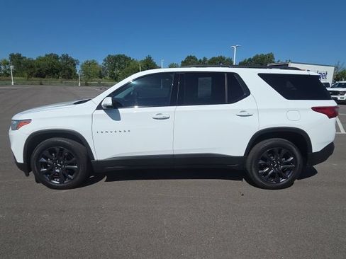 Used 2020 Chevrolet Traverse RS w/ LPO, Floor Liner Package FWD image 15