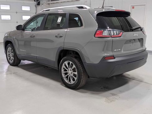 Used 2019 Jeep Cherokee Latitude Plus w/ Cold Weather Group image 10