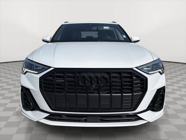 Used 2024 Audi Q3 2.0T Premium Plus w/ Premium Plus Package AWD/4WD image 8