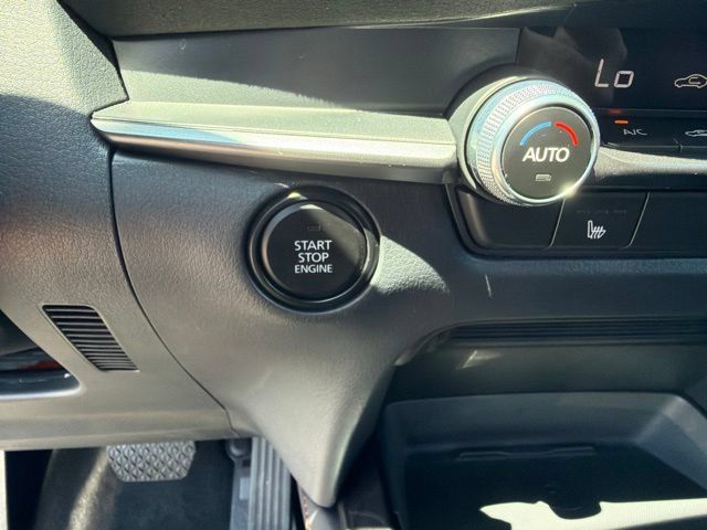 Used 2025 MAZDA CX-30 Carbon AWD/4WD image 26