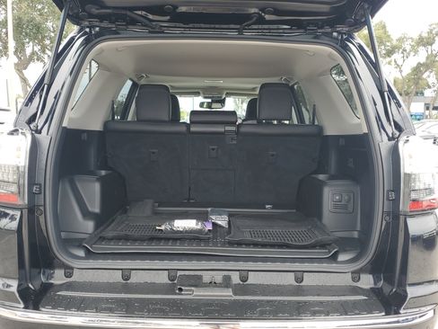 Used 2023 Toyota 4Runner Limited image 10