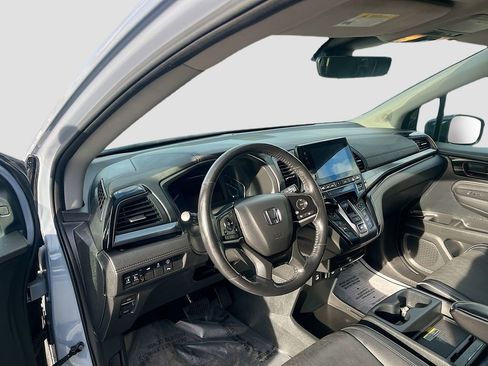 Used 2023 Honda Odyssey Elite image 9