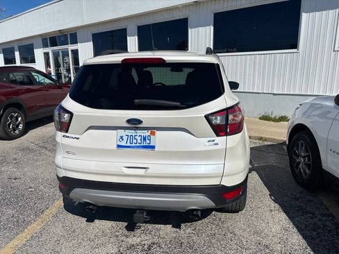 Used 2018 Ford Escape SE AWD/4WD image 5