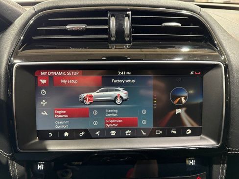 Used 2019 Jaguar F-PACE S image 25