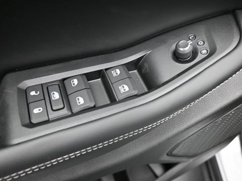 New 2025 Jeep Grand Cherokee Laredo X image 13