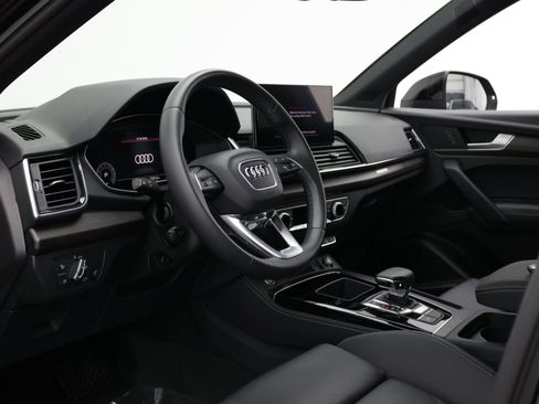 Used 2023 Audi Q5 2.0T Premium Plus w/ Premium Plus Package AWD/4WD image 15