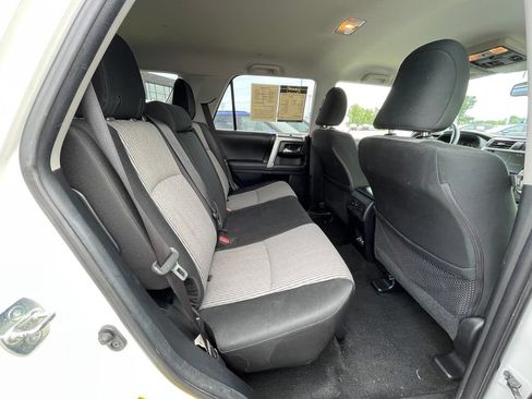 Used 2022 Toyota 4Runner SR5 AWD/4WD image 23