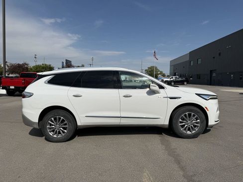 Used 2023 Buick Enclave Essence w/ LPO, Floor Liner Package FWD image 2