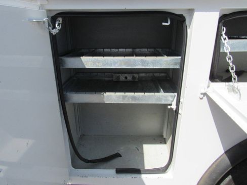 Used 2021 Ford F550 4x4 Regular Cab Super Duty image 29