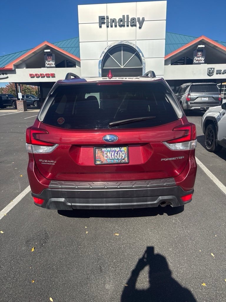 Used 2019 Subaru Forester Premium AWD/4WD image 6