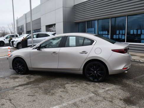 Used 2025 MAZDA MAZDA3 s image 3