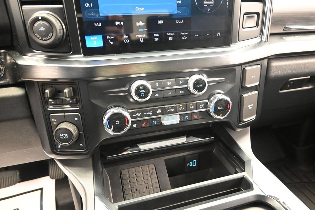 Used 2024 Ford F250 Lariat w/ Lariat Ultimate Package AWD/4WD image 14