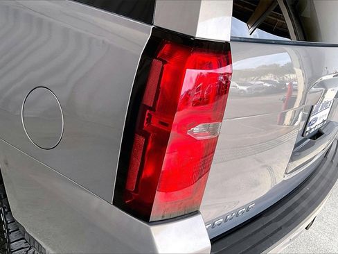 Used 2017 Chevrolet Tahoe LT image 29