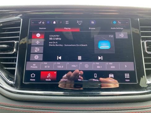 Used 2025 Dodge Durango R/T image 28