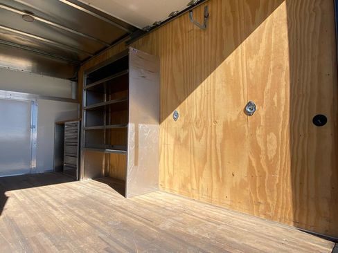 Used 2021 GMC Savana 3500 w/ Power Convenience Package image 8