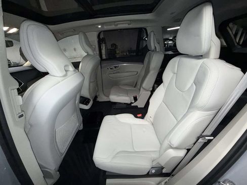 Used 2024 Volvo XC90 B6 Ultimate w/ Protection Package Premier AWD/4WD image 18