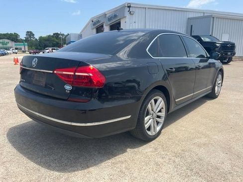 Used 2016 Volkswagen Passat 1.8T FWD image 4