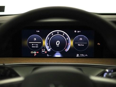 New 2026 Volkswagen Tiguan SEL R-Line image 14