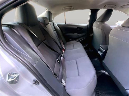 Used 2023 Toyota Corolla LE FWD image 18