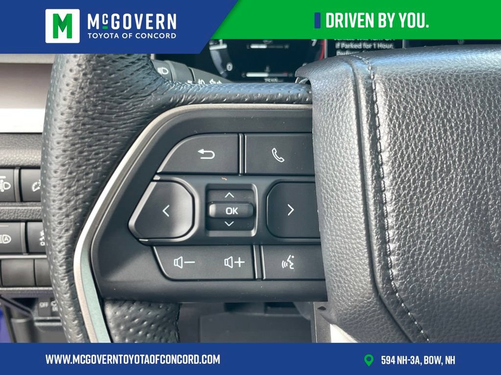 Used 2024 Toyota Tacoma TRD Off-Road AWD/4WD image 17