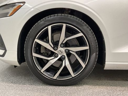 Used 2020 Volvo S60 T5 Momentum w/ Protection Package Premier FWD image 29