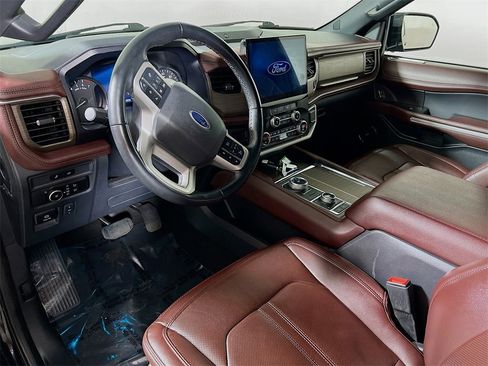 Used 2024 Ford Expedition Max Limited image 10