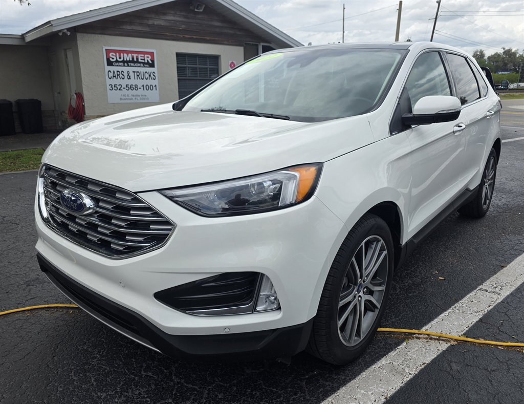 Used 2022 Ford Edge Titanium AWD/4WD image 2