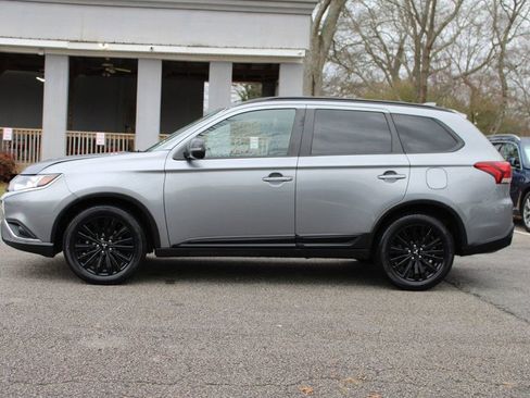 Used 2020 Mitsubishi Outlander LE image 4