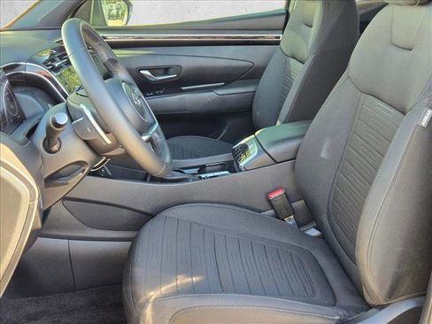 Used 2022 Hyundai Santa Cruz SEL Premium image 17