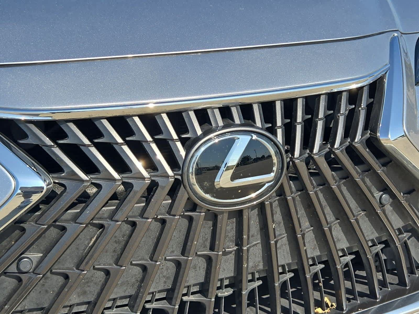 Used 2024 Lexus ES 350 w/ Technology Package FWD image 10