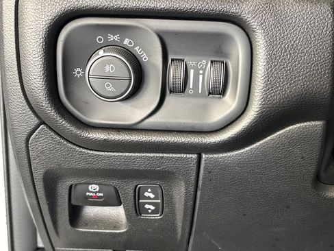Used 2025 RAM 1500 Laramie w/ Sport Appearance Package AWD/4WD image 43