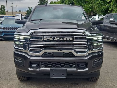 New 2026 RAM 2500 Laramie AWD/4WD image 2