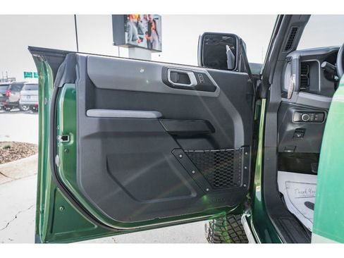Used 2024 Ford Bronco Everglades image 6