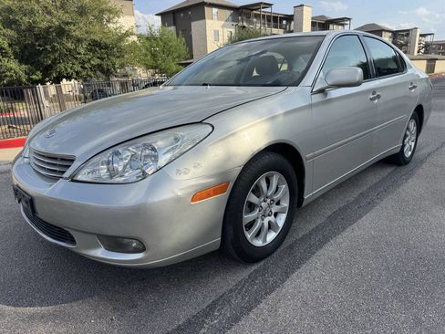 Used 2002 Lexus ES 330 image 1