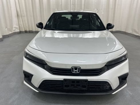 Used 2023 Honda Civic Sport image 8