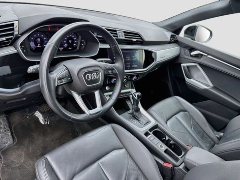 Used 2020 Audi Q3 2.0T Premium w/ Convenience Package AWD/4WD image 7