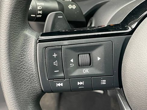 Certified 2023 Nissan Rogue SV AWD/4WD image 16