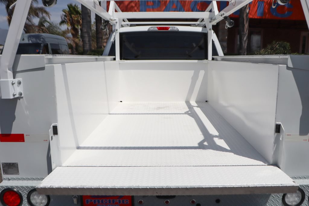 Used 2023 Ford F250 XL w/ XL Chrome Package RWD image 9