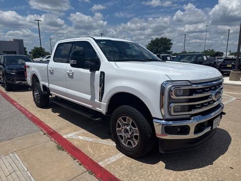 Used 2024 Ford F250 Lariat w/ FX4 Off-Road Package AWD/4WD image 1