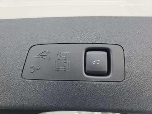 New 2026 Lincoln Corsair Premiere image 30