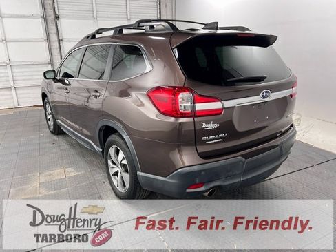 Used 2019 Subaru Ascent Premium image 6