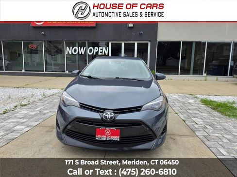 Used 2017 Toyota Corolla LE w/ Carpet Mat Package (TMS) FWD image 1