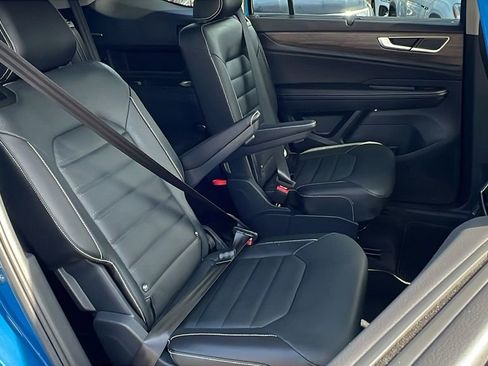 Certified 2025 Volkswagen Atlas SEL image 14